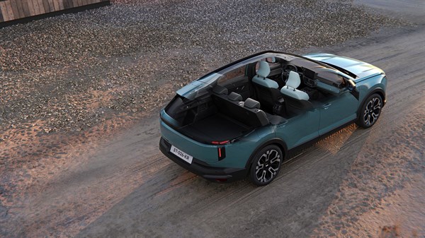 Dacia Striker - habitabilité généreux